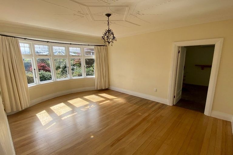 Photo of property in 34 Grandview Crescent, Opoho, Dunedin, 9010