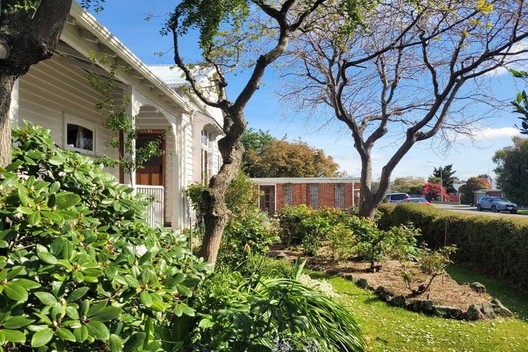 Photo of property in 2 Rolleston Street, Watlington, Timaru, 7910