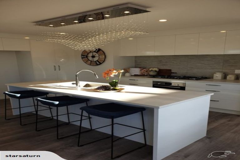 Photo of property in 33 Sapwood Crescent, Takanini, 2110