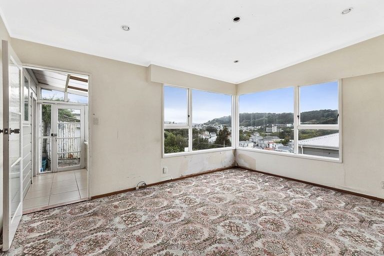 Photo of property in 67 Wright Street, Mount Cook, Wellington, 6021