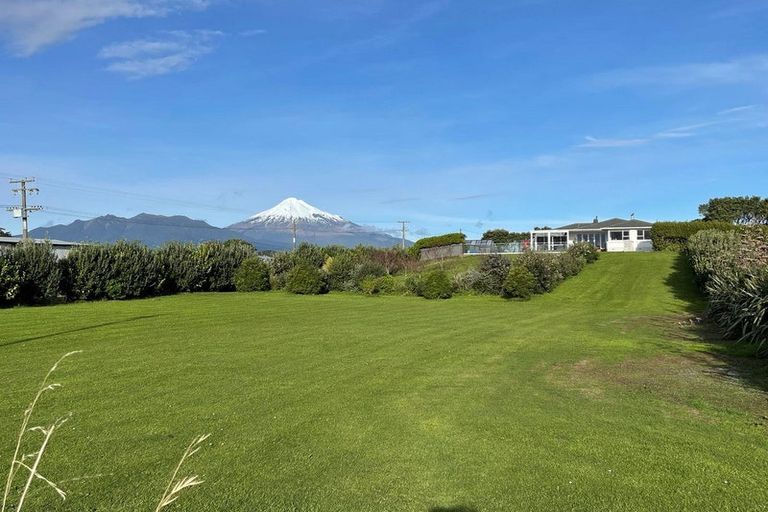 Photo of property in 255 Kaihihi Road, Okato, New Plymouth, 4381