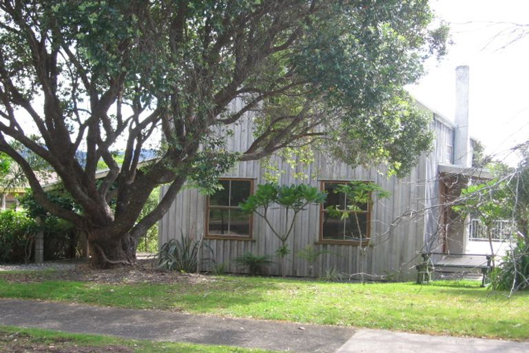 Photo of property in 30 Mount Avenue, Pauanui, Hikuai, 3579