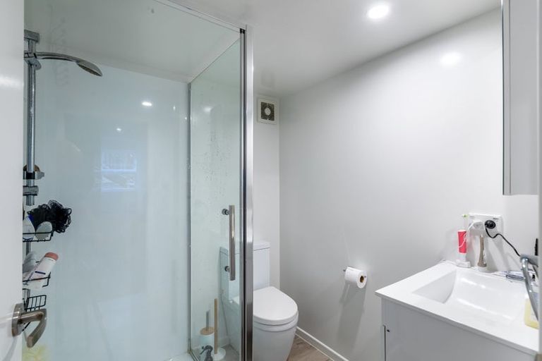 Photo of property in 190 Golf Road, Titirangi, Auckland, 0604