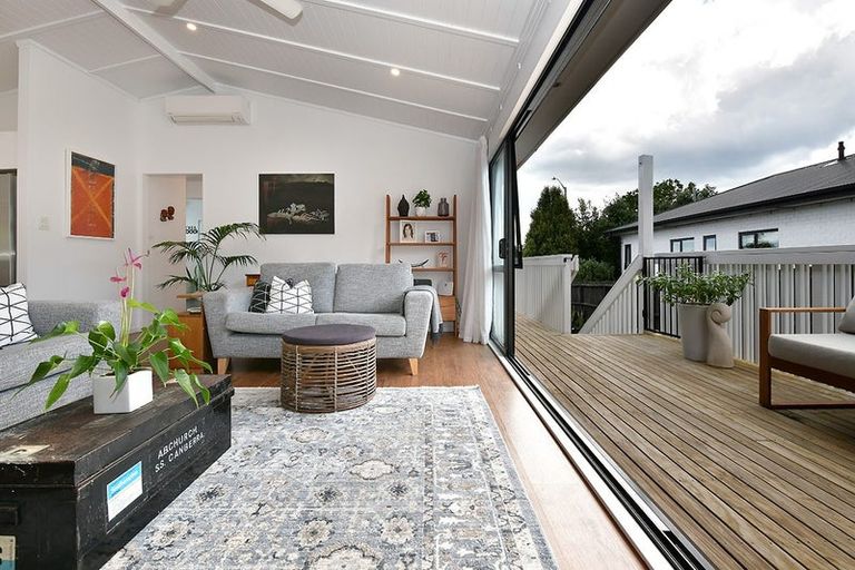 Photo of property in 4 Serene Place, Gulf Harbour, Whangaparaoa, 0930