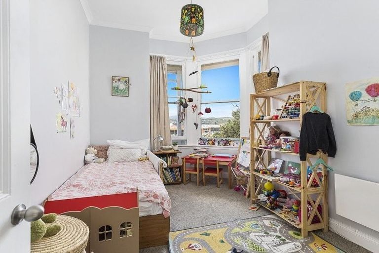 Photo of property in 6 Queens Drive, Kilbirnie, Wellington, 6022