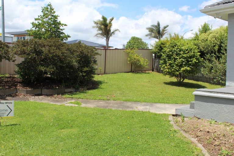 Photo of property in 121 Moore Street, Howick, Auckland, 2014