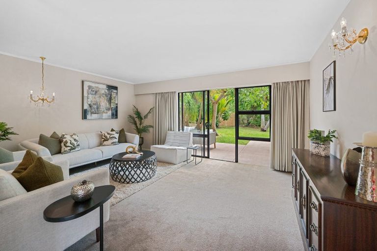 Photo of property in 6 Odin Place, Beach Haven, Auckland, 0626