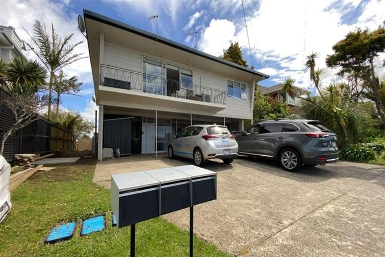 Photo of property in 3/104 Sylvan Avenue, Northcote, Auckland, 0627