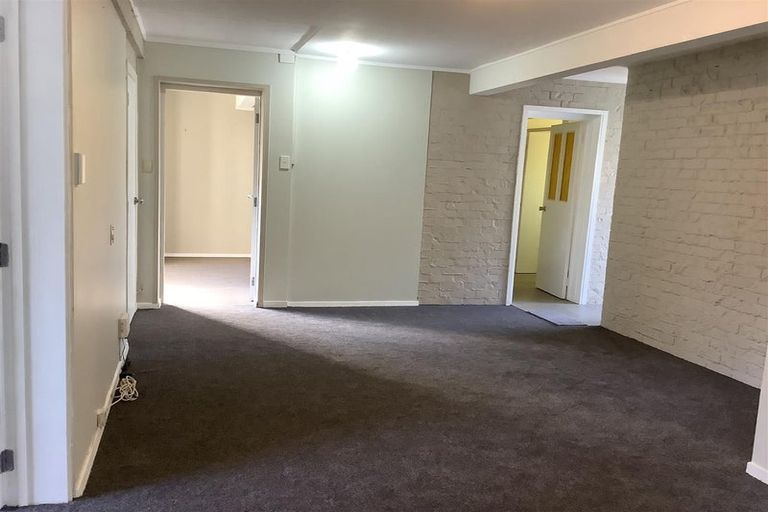 Photo of property in 117a Kia Ora Road, Beach Haven, Auckland, 0626