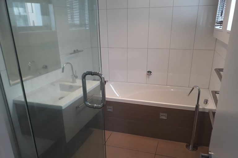 Photo of property in 44g Chester Street West, Christchurch Central, Christchurch, 8013