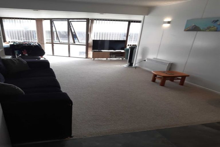 Photo of property in 40 Maunganui Road, Mount Maunganui, 3116