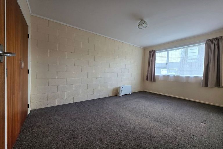 Photo of property in 68 Montreal Grove, Kingston, Wellington, 6021