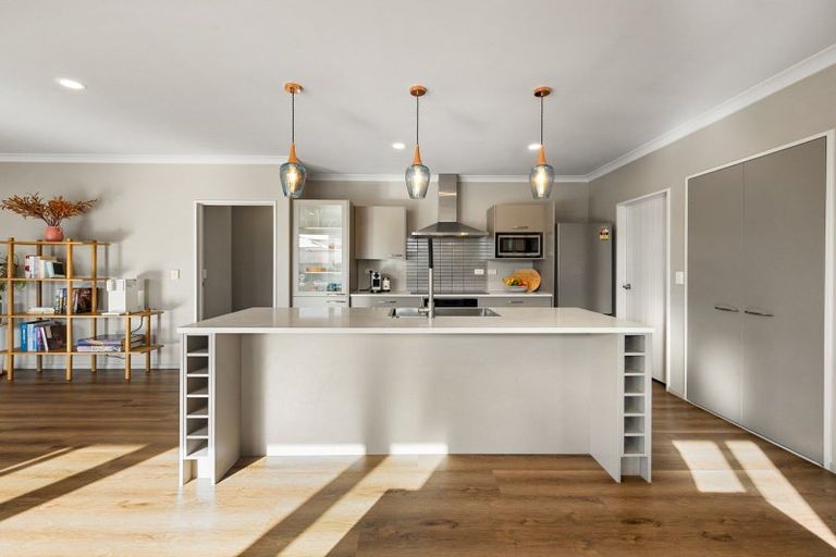 Photo of property in 48 Magellan Rise, Flagstaff, Hamilton, 3210