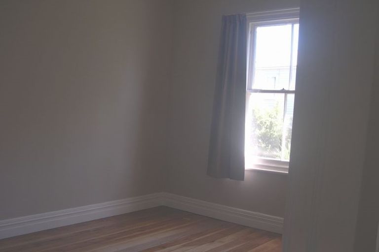 Photo of property in 45a Williamson Avenue, Belmont, Auckland, 0622