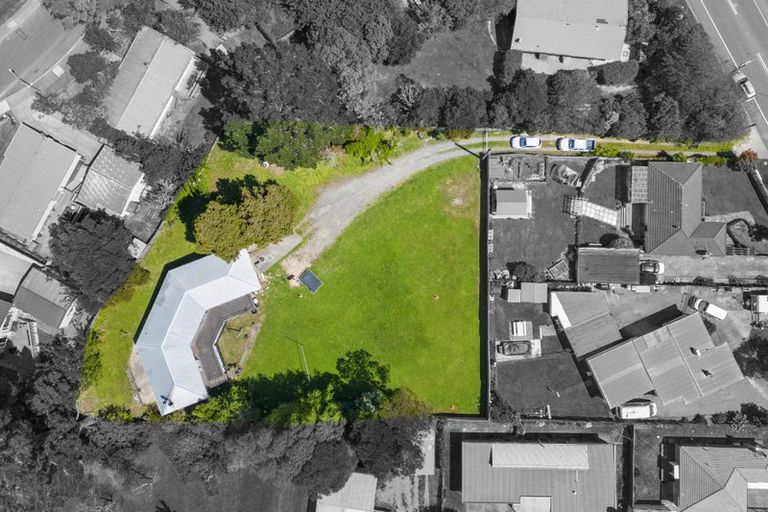 Photo of property in 119 Stokes Valley Road, Stokes Valley, Lower Hutt, 5019
