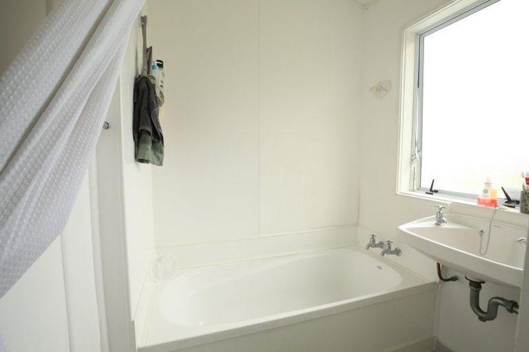 Photo of property in 25a-d Tireti Road, Titahi Bay, Porirua, 5022