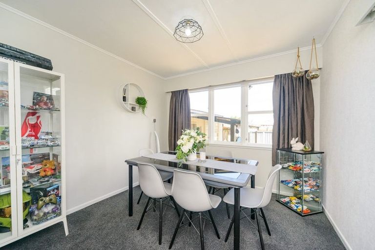 Photo of property in 90 Keith Street, Roslyn, Palmerston North, 4414