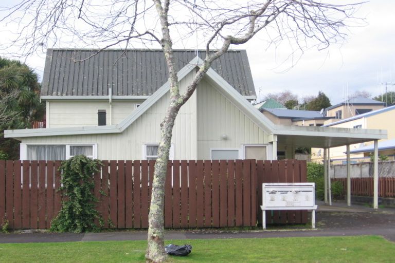 Photo of property in 122a Macfarlane Street, Hamilton East, Hamilton, 3216