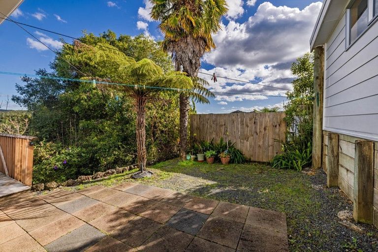 Photo of property in 17 Tui Grove, Paihia, 0200