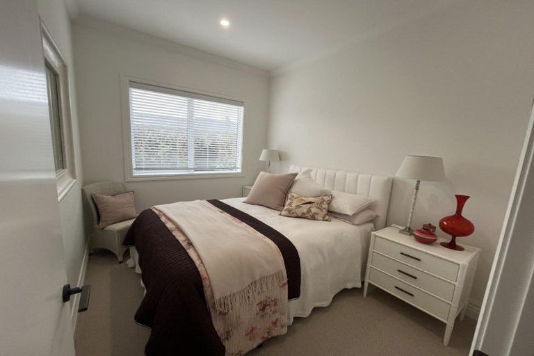 Photo of property in 161 Lemon Street, Strandon, New Plymouth, 4312