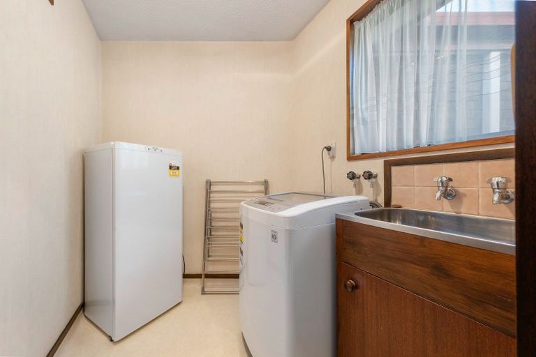 Photo of property in 35 Picton Avenue, Riccarton, Christchurch, 8011