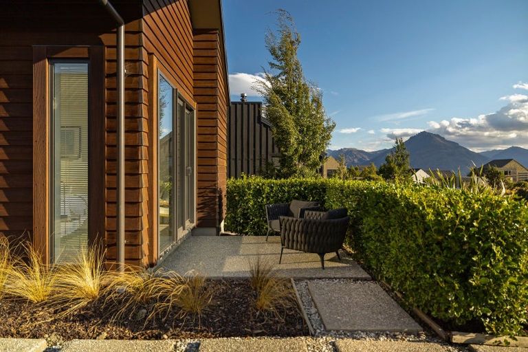 Photo of property in 13 Ellesmere Avenue, Jacks Point, Queenstown, 9371