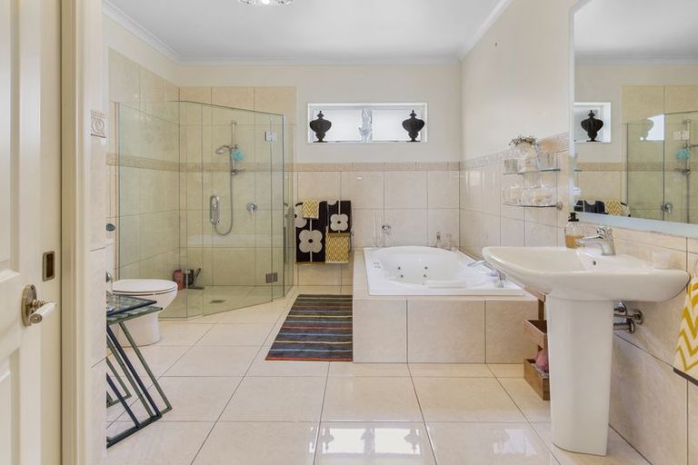 Photo of property in 27 Orion Drive, Welcome Bay, Tauranga, 3112