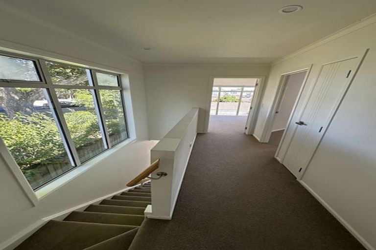 Photo of property in 72u6 Carrington Avenue, Silverdale, Hamilton, 3216