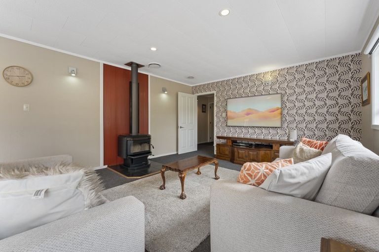 Photo of property in 13 Oswald Place, Stratford, 4332