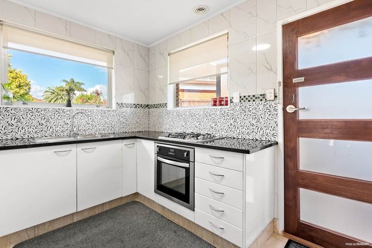 Photo of property in 4 Hanga Place, Papatoetoe, 2024
