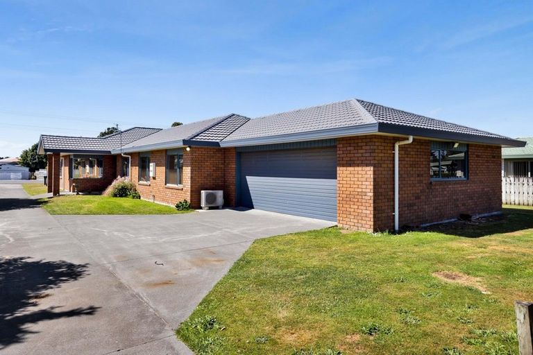 Photo of property in 167-169 Regan Street, Stratford, 4332