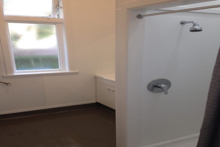 Photo of property in 173 Tasman Street, Mount Cook, Wellington, 6021