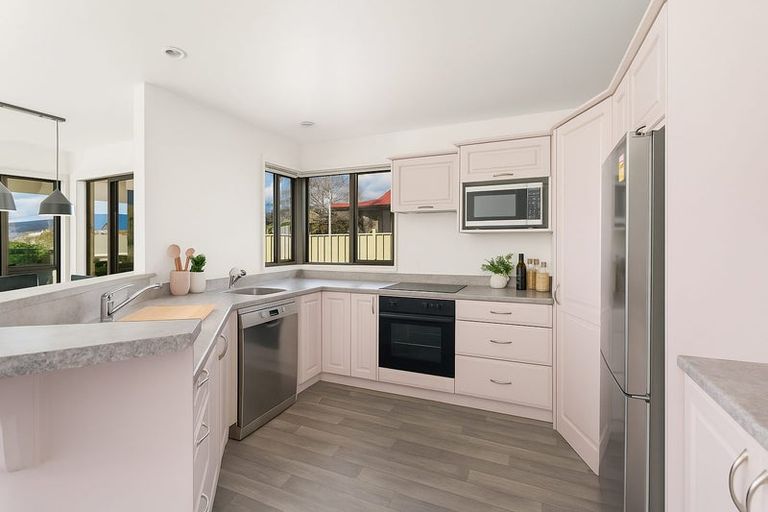 Photo of property in 5 Arbor-lea Avenue, Richmond, 7020