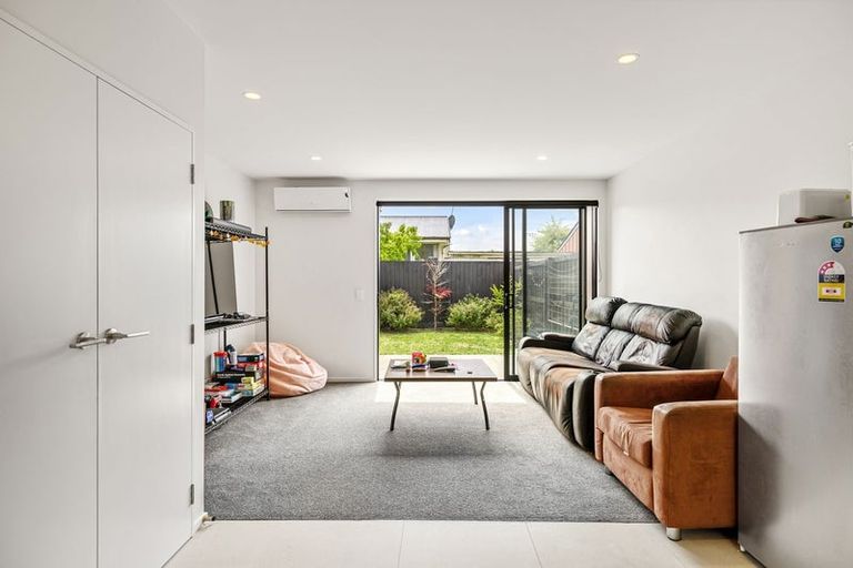 Photo of property in 122a Blenheim Road, Riccarton, Christchurch, 8041