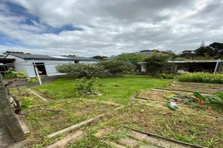 Photo of property in 71 Smythe Road, Henderson, Auckland, 0612
