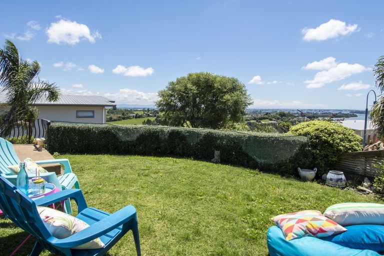 Photo of property in 27 Orion Drive, Welcome Bay, Tauranga, 3112