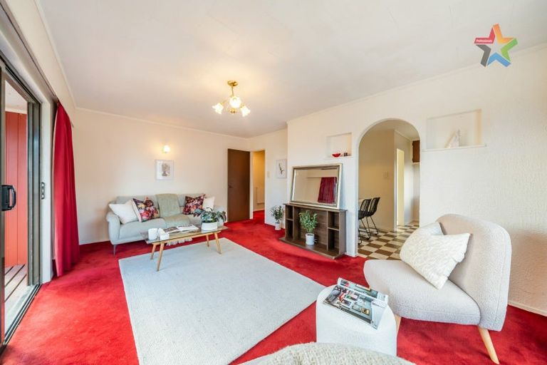 Photo of property in 212a Staithes Drive South, Whitby, Porirua, 5024