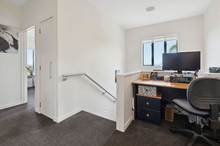 Photo of property in Point Ridge, 130 Gills Road, Albany Heights, Auckland, 0632