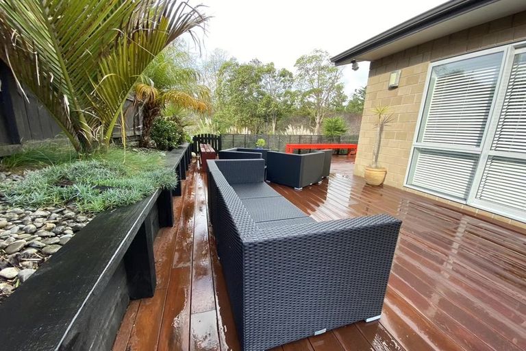Photo of property in 12 Dunoon Close, Flat Bush, Auckland, 2016