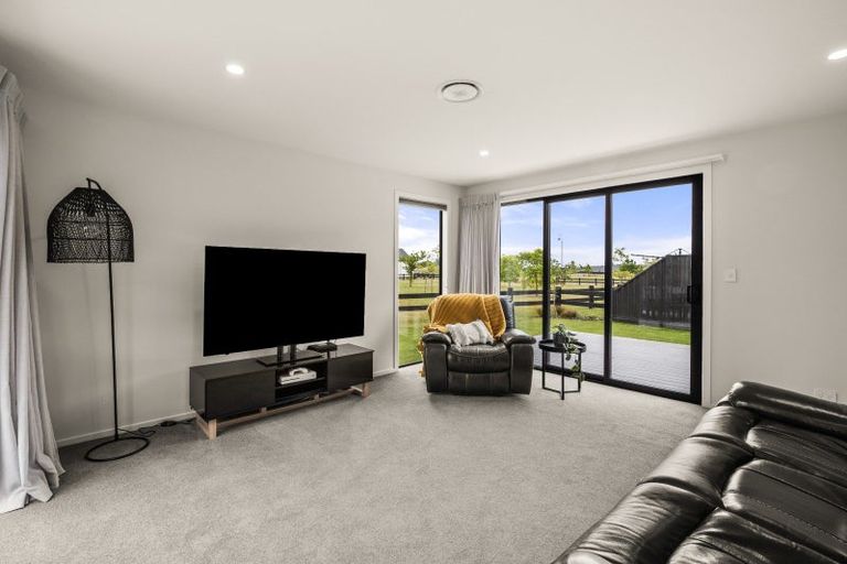 Photo of property in 6 Loch Green, Huntingdon, Ashburton, 7774