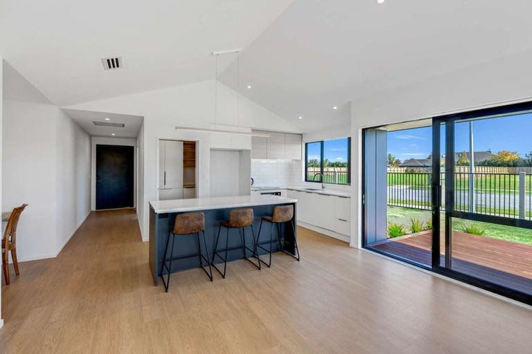 Photo of property in 1 Greig Crescent, Amberley, 7481