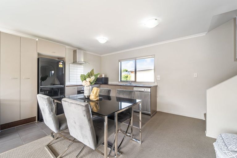 Photo of property in St Claire Village, 35/172 Mcleod Road, Te Atatu South, Auckland, 0610