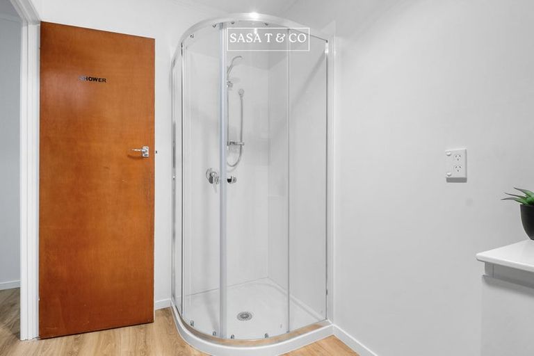 Photo of property in 32 Idlewild Avenue, Mangere, Auckland, 2022