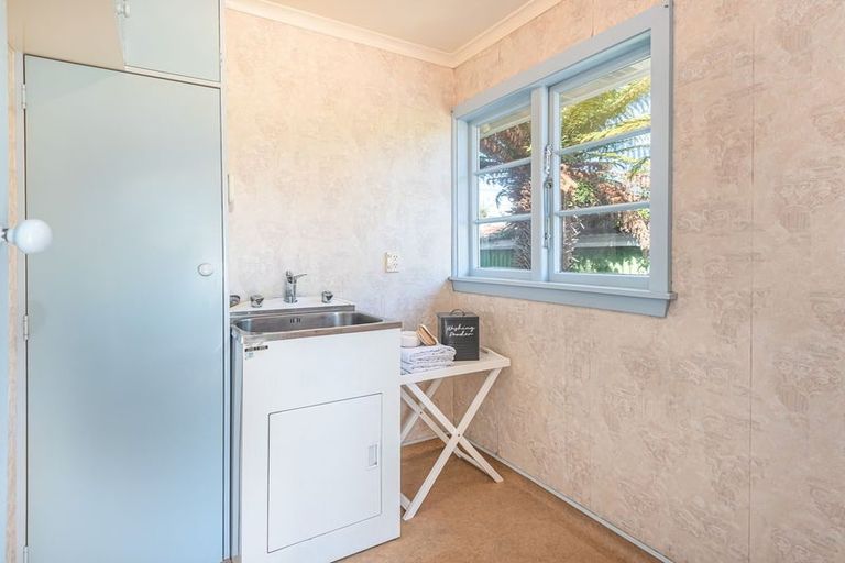 Photo of property in 245 Weston Road, Mairehau, Christchurch, 8052