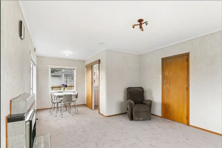 Photo of property in 16 Hooks Road, Manurewa, Auckland, 2102