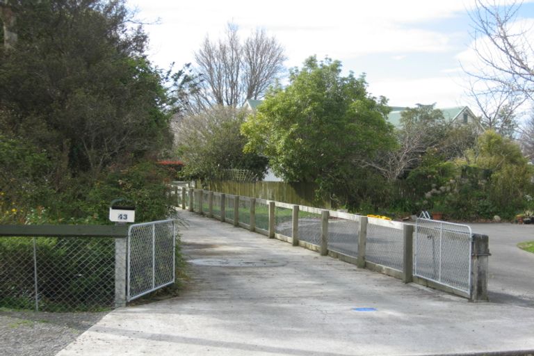 Photo of property in 43 Mcmaster Street, Greytown, 5712