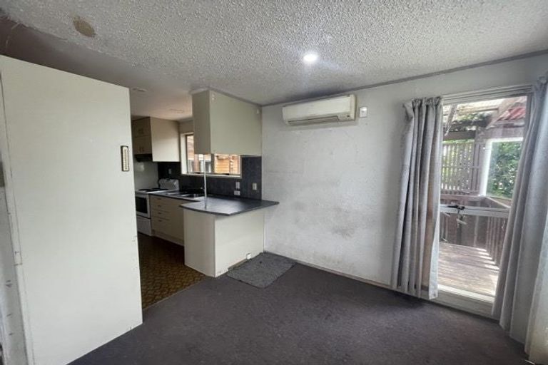 Photo of property in 8 Luanda Drive, Ranui, Auckland, 0612
