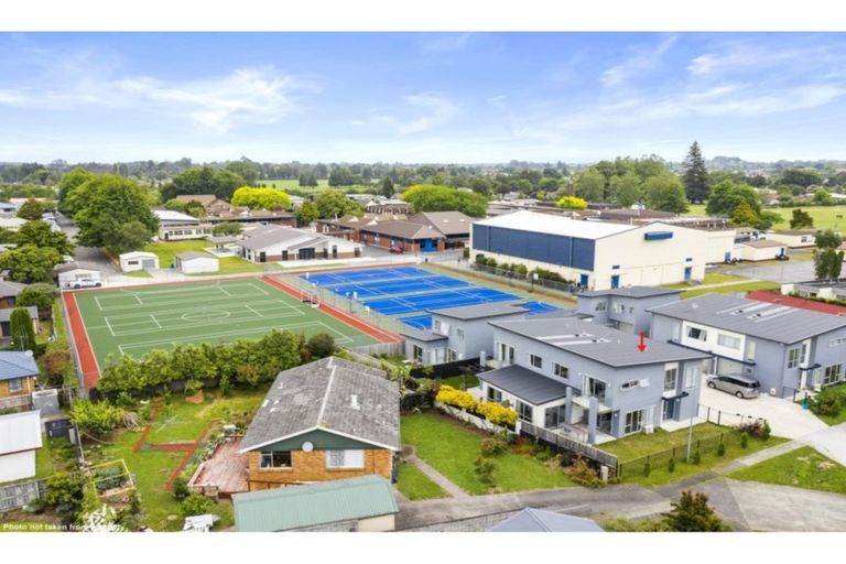 Photo of property in 11u1 Crosher Place, Silverdale, Hamilton, 3216