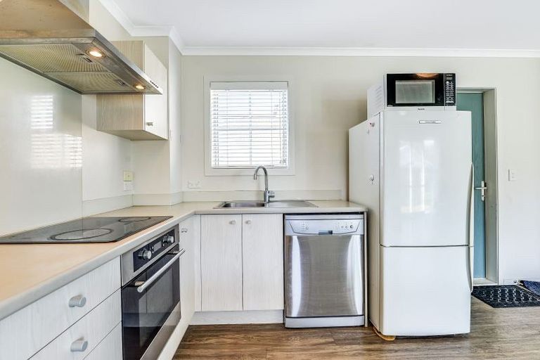 Photo of property in 69 Chiefs Court, Hamilton East, Hamilton, 3216