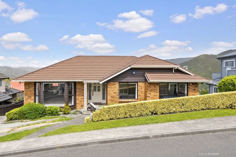 Photo of property in 25 Satara Crescent, Khandallah, Wellington, 6035